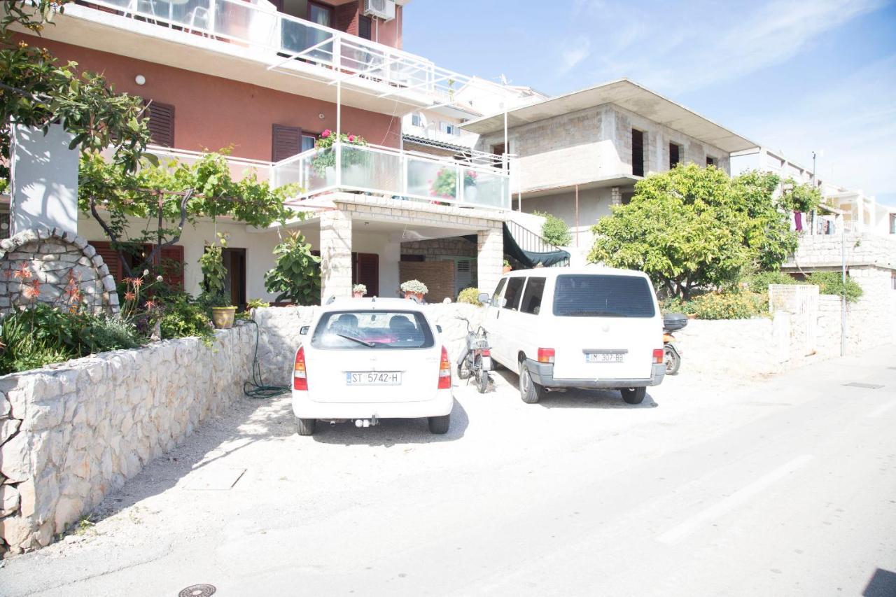 And Nikol Apartamento