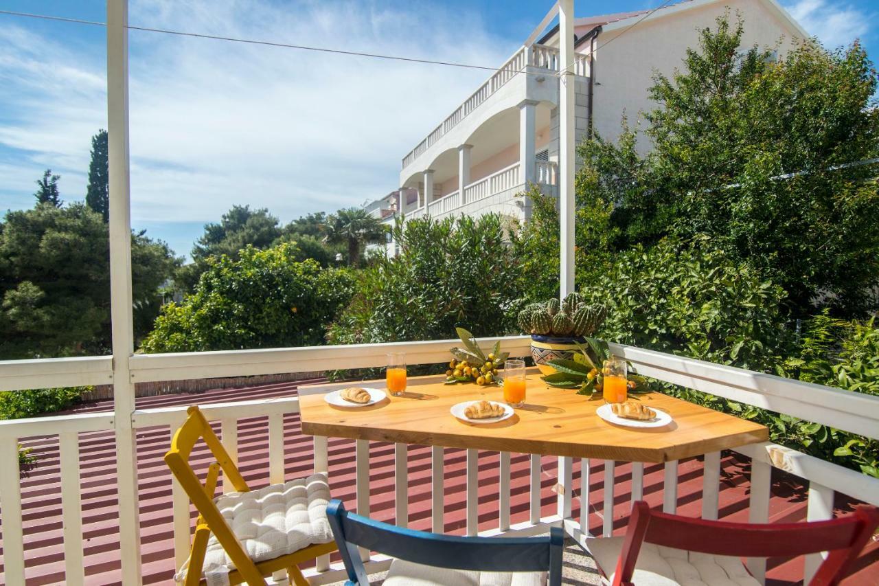 And Nikol Apartamento